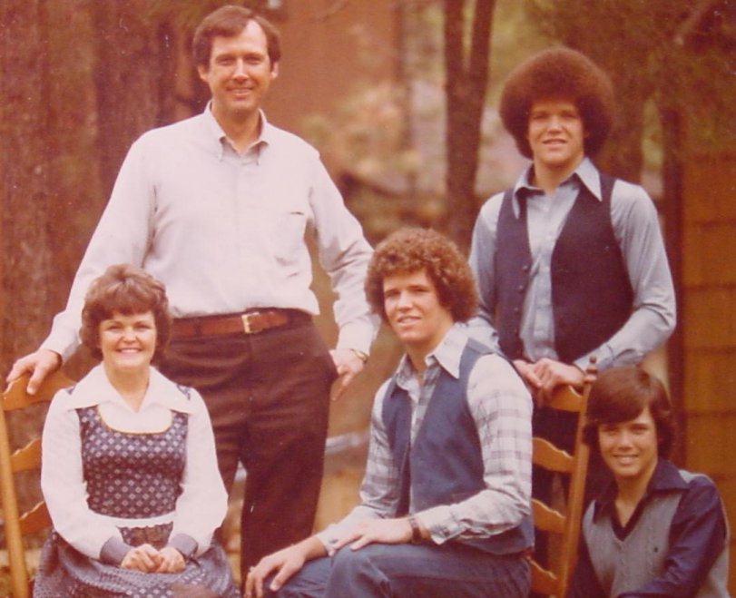 family1977.jpg family1977.jpg