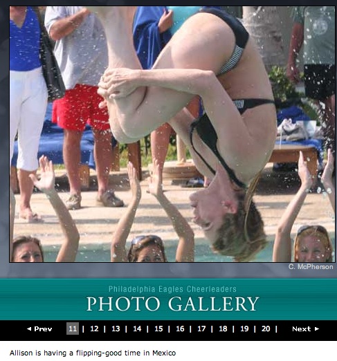 eaglescheerleadermexico.jpg