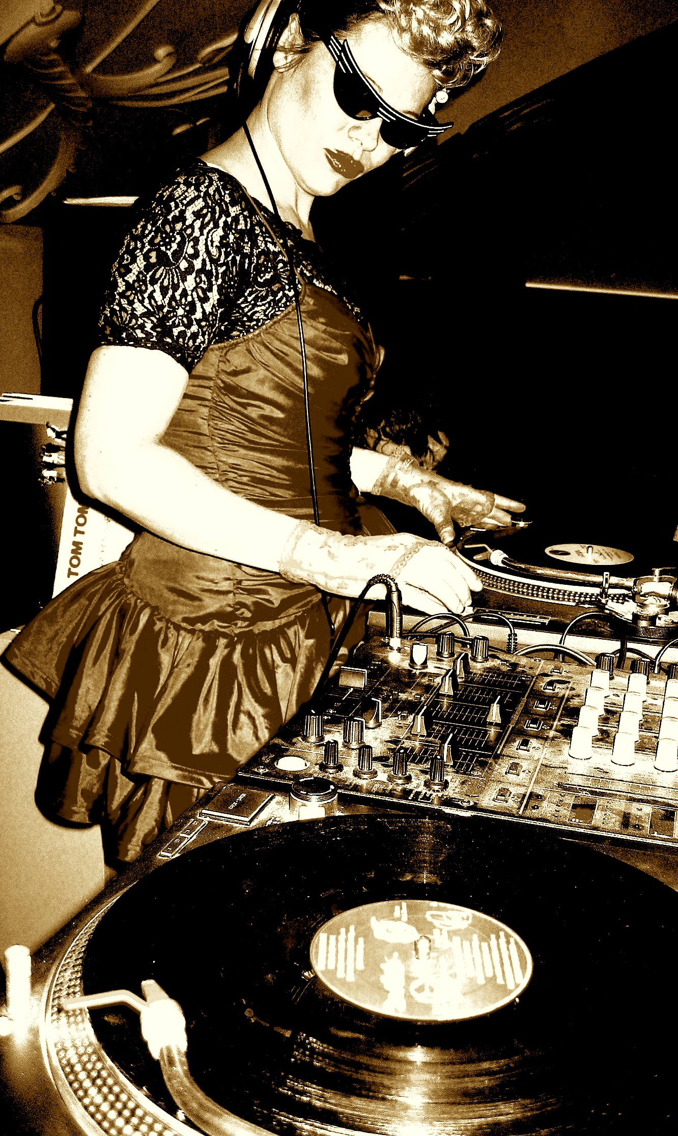 misskierdjsepia.jpg misskierdjsepia.jpg