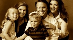 johnedwardsfam_1.jpg