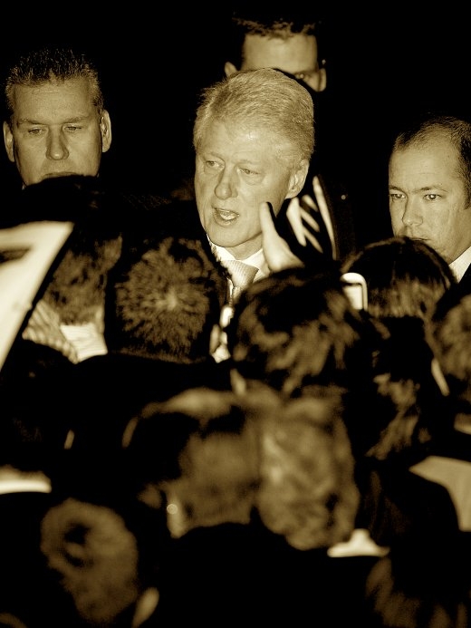 clinton_vicsuedesepia_1.jpg clinton_vicsuedesepia_1.jpg