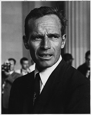 charlton_heston_civil_rights_march_1963_1.jpg