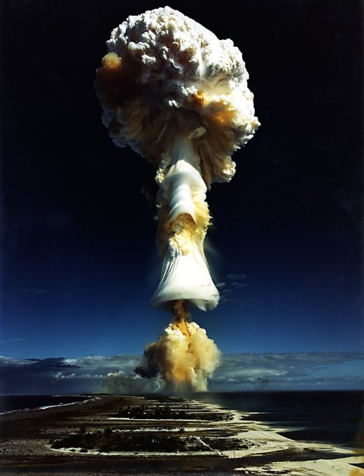 atomicbomb4_1.jpg