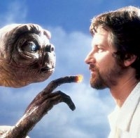 steven_spielberg_et_go_home_1.jpg