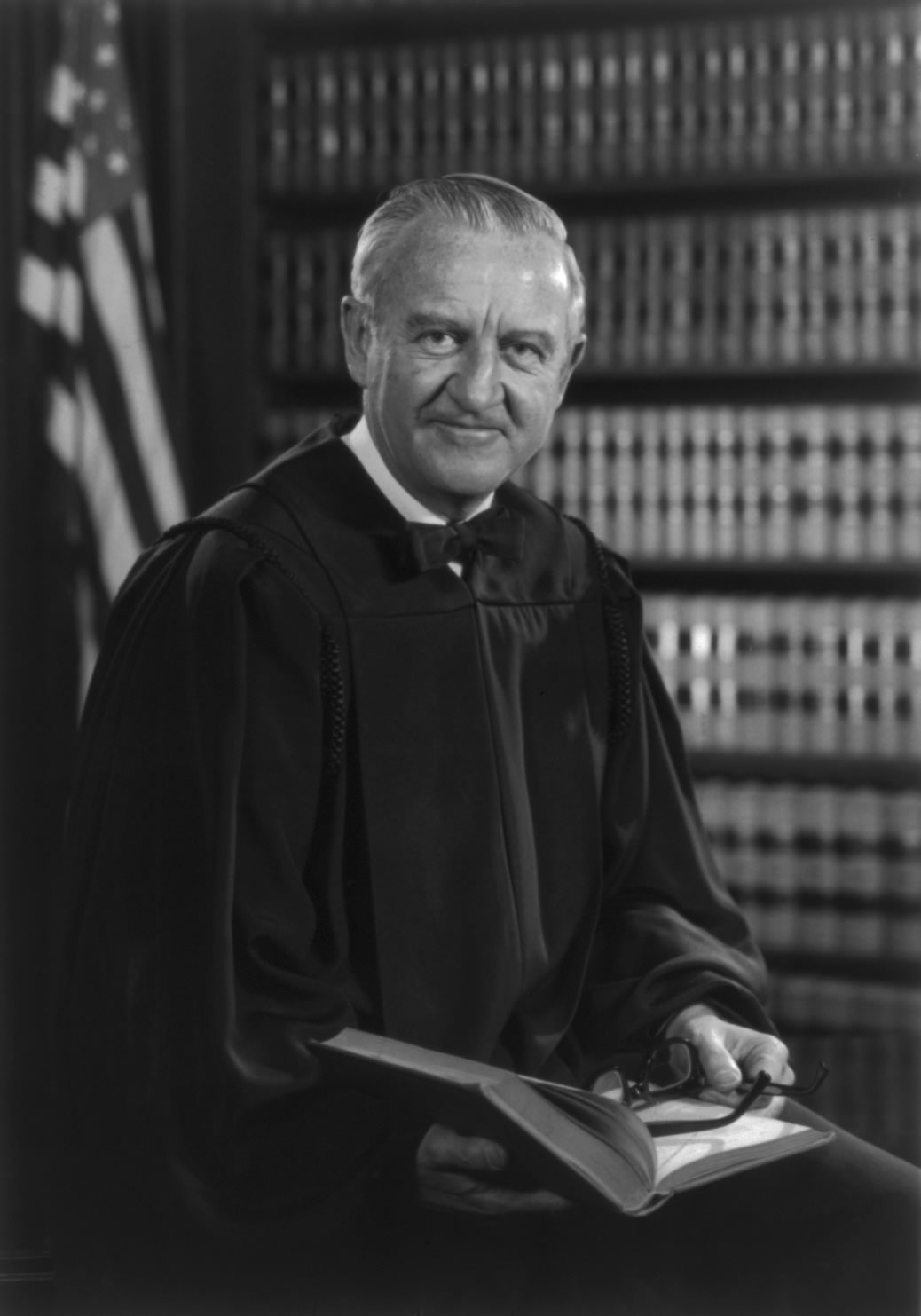 us_supreme_court_justice_john_paul_stevens_-_1976_official_portrait.jpg