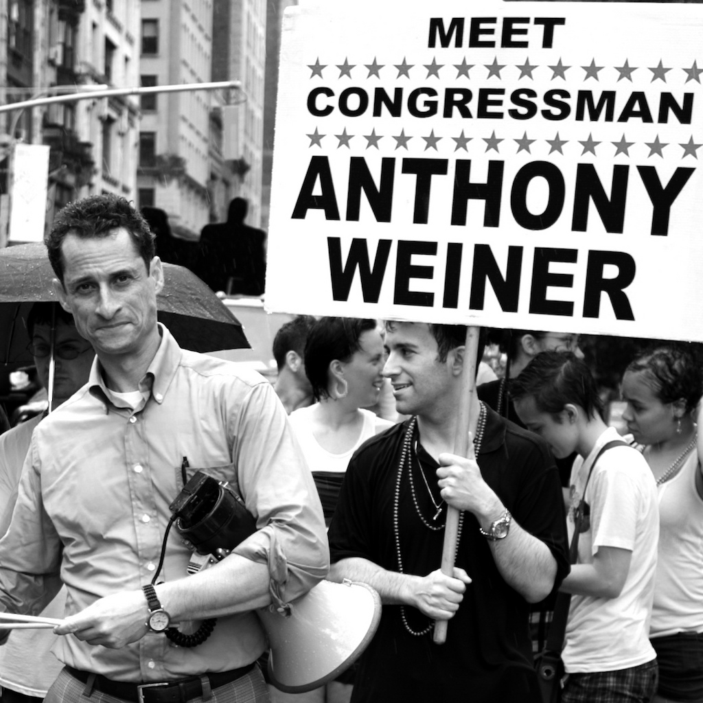 Meet_The_Weiner.jpg Meet_The_Weiner.jpg