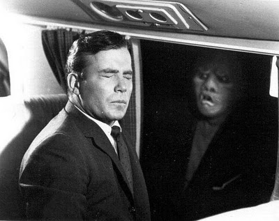 shatner_twilight_zone_719871.jpg