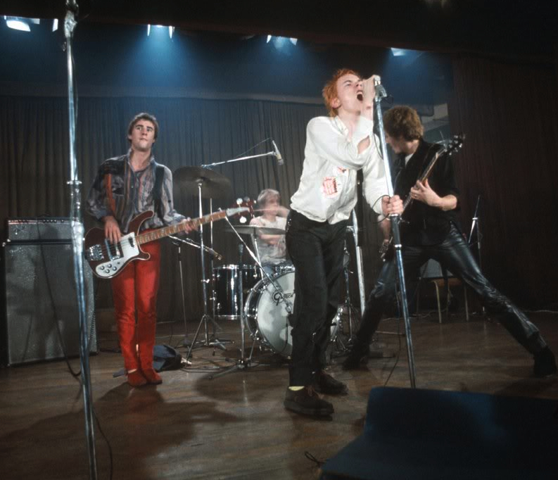 Glen_Sex_Pistols_3_CROPPED.jpg