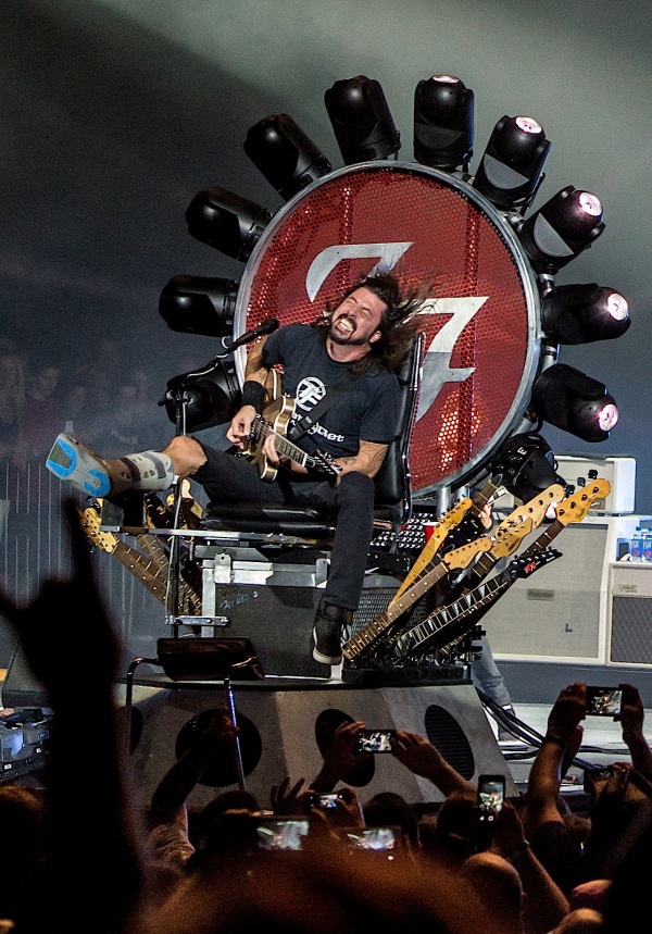 DAVE_GROHL_By_Dylan_Long